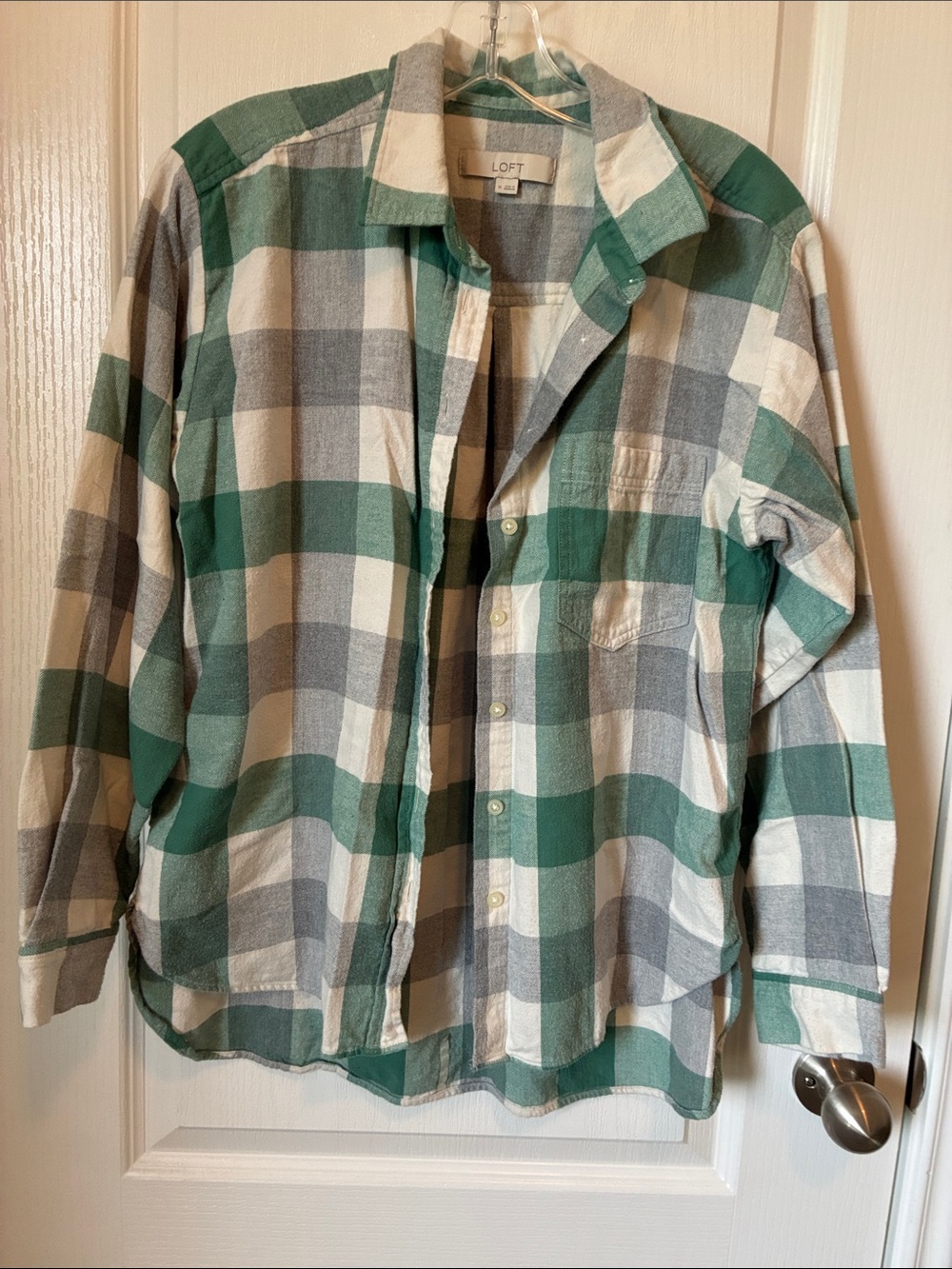 LOFT Green, Gray & Cream Plaid Button-Down Shirt